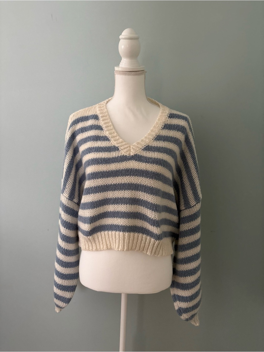 Le Lis “Dylan” Striped Chunky Cropped Knit Sweater- Cream & Blue